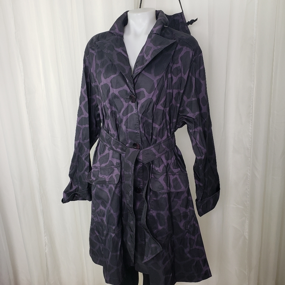 Mycra Pac Designer Wear purple black animal print lightweight packable jacket - Picture 2 of 10
